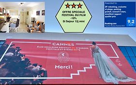 2P relooking, croisette et plage, parking gratuit, acceuil 5 stars, excellent rapport qualité prix